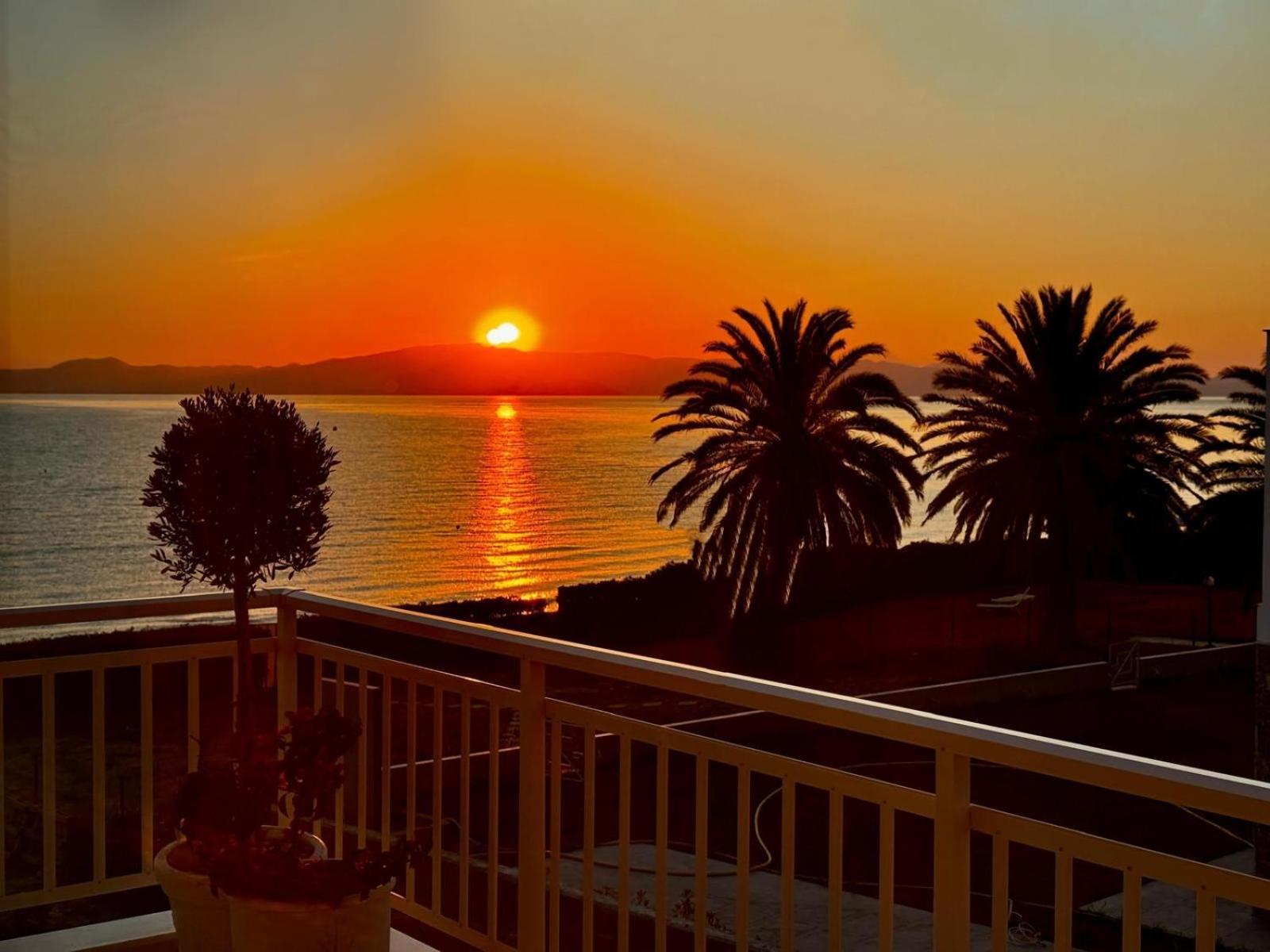 Beach Front Casa Elena Chaniotis Exterior foto